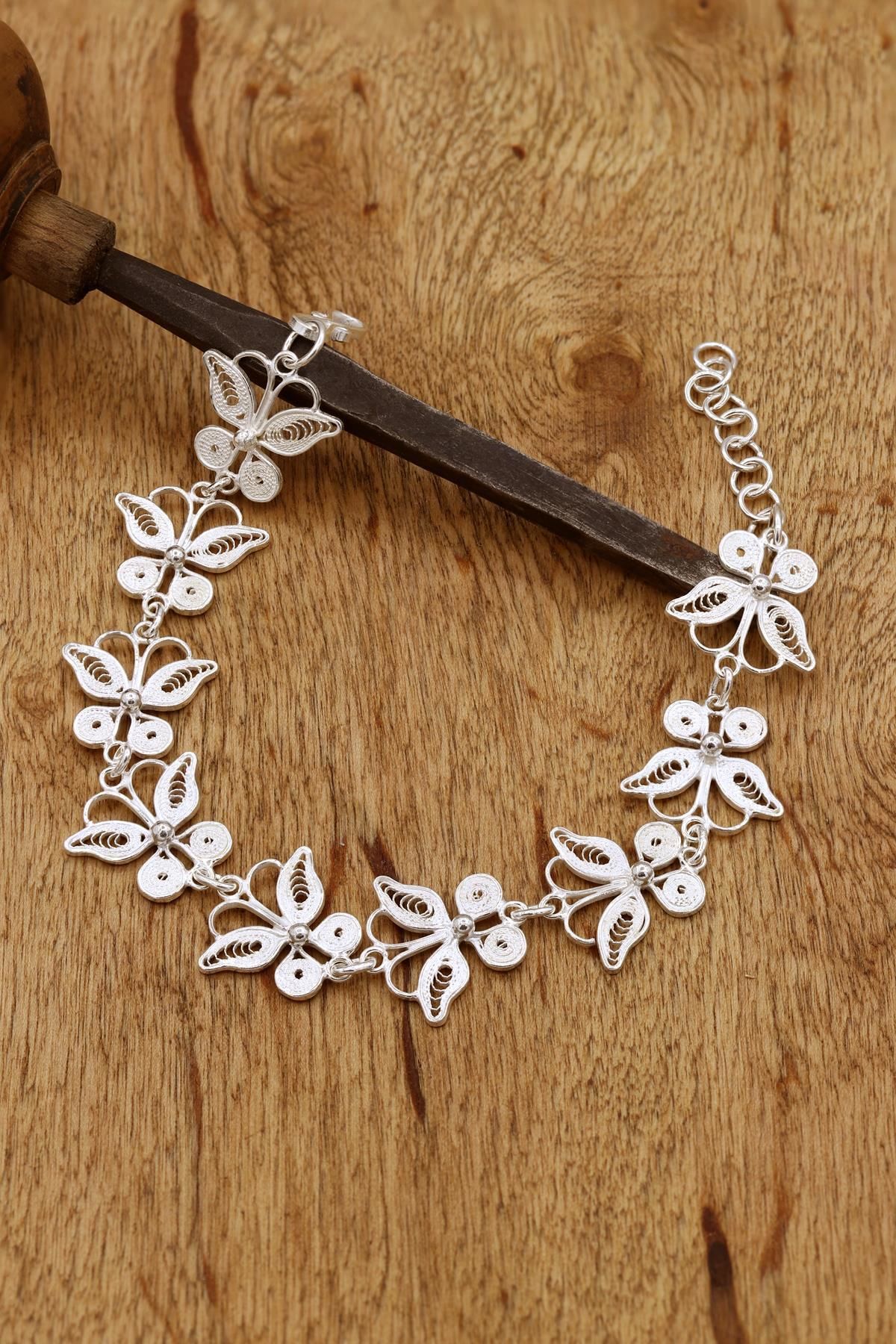 Kelebek Modeli Telkari İşlemeli Gümüş Bileklik 263