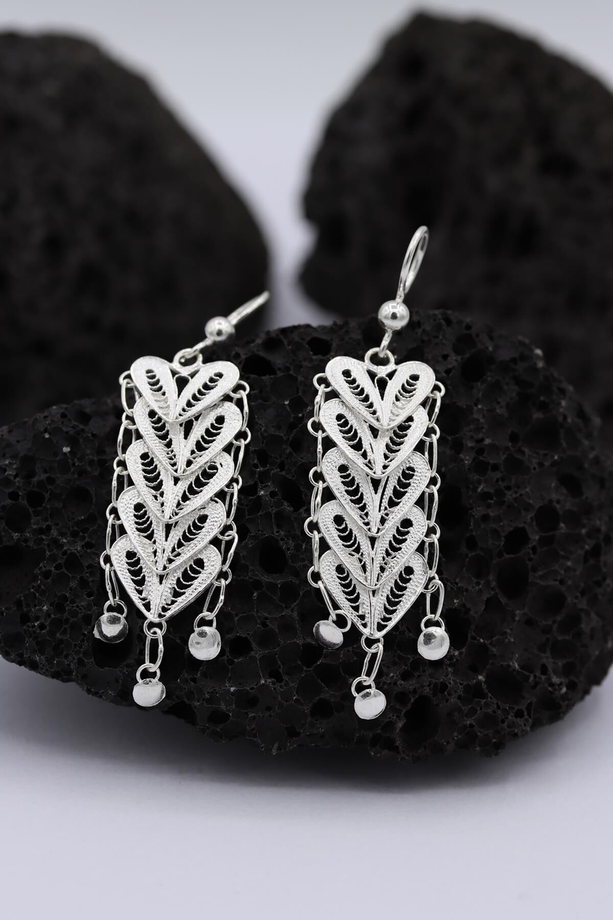 Kalpli Telkari İşlemeli Gümüş Küpe 192