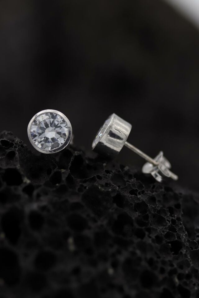 7 mm Zirkon Tek Taş Mini Gümüş Küpe 158