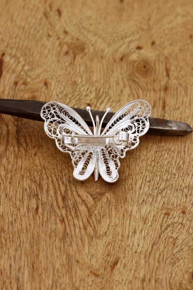 Kelebek Modeli Telkari İşlemeli Gümüş Broş 233