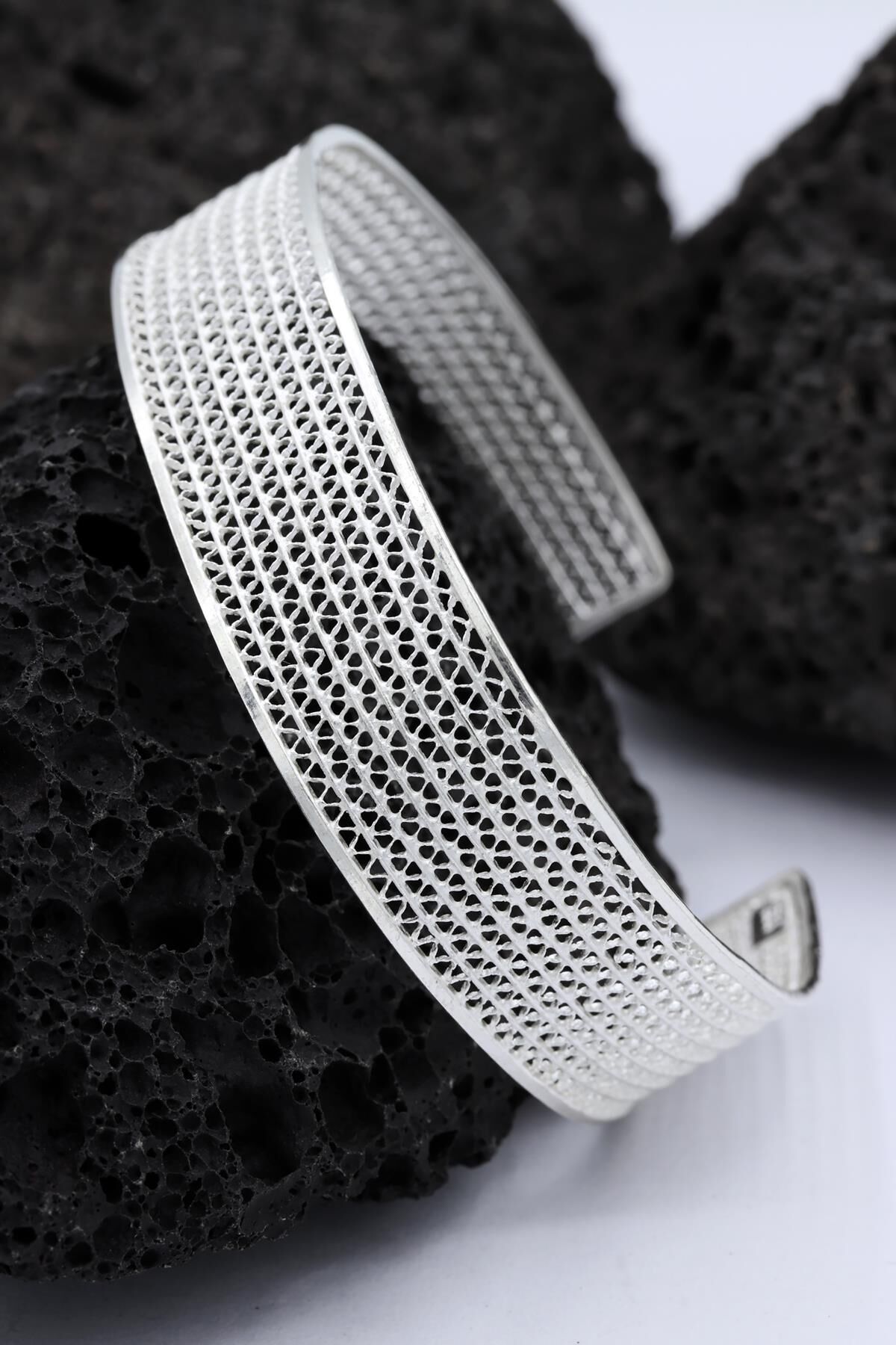 Sade Tasarım Telkari Gümüş Bilezik 159