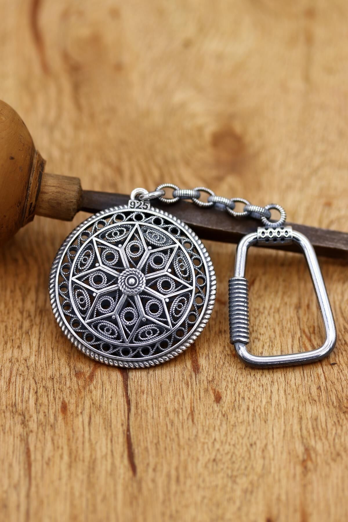 Telkari İşlemeli Gümüş Anahtarlık 053