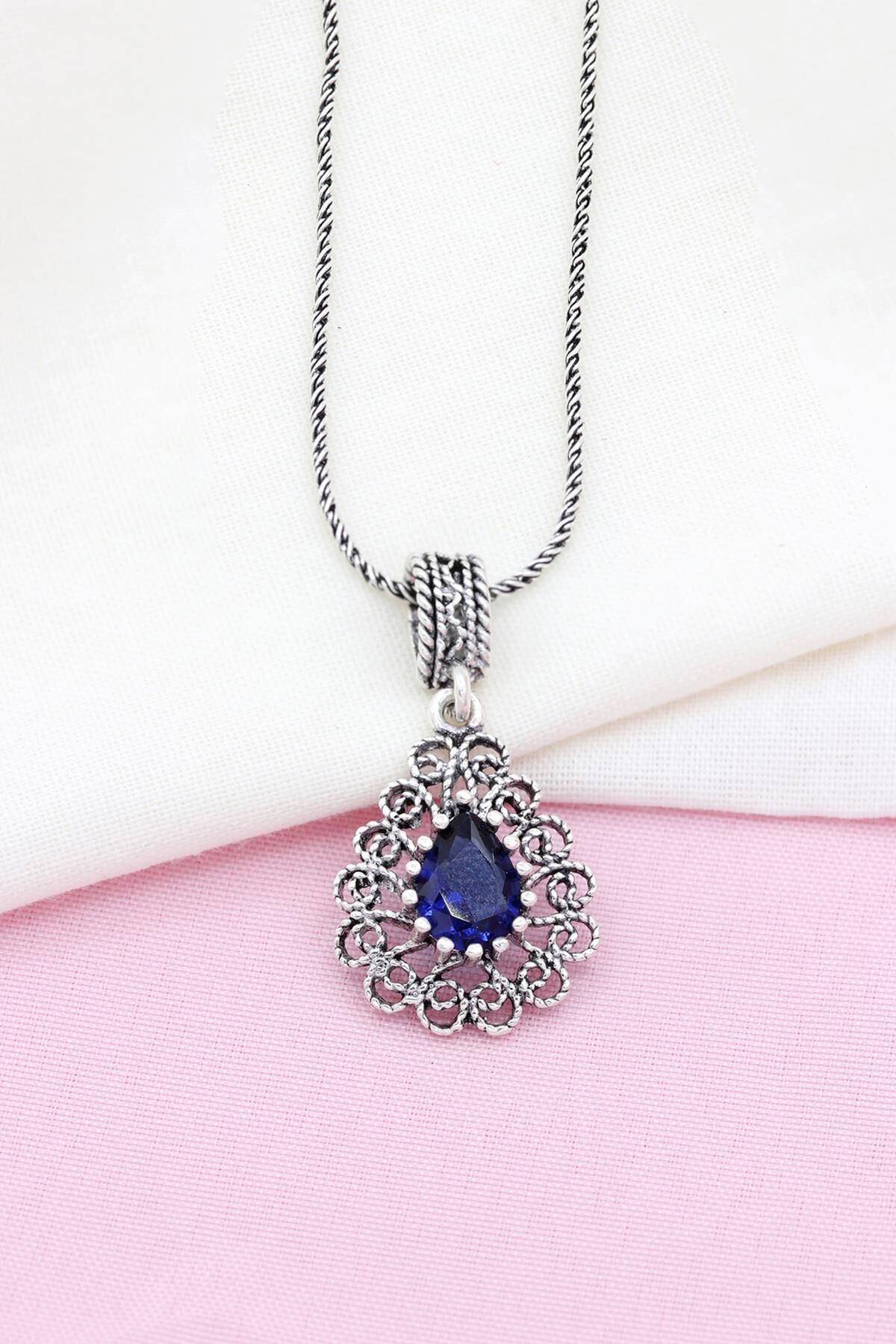 Kök Safir Taşlı Damla Modeli Telkari Gümüş Kolye 499