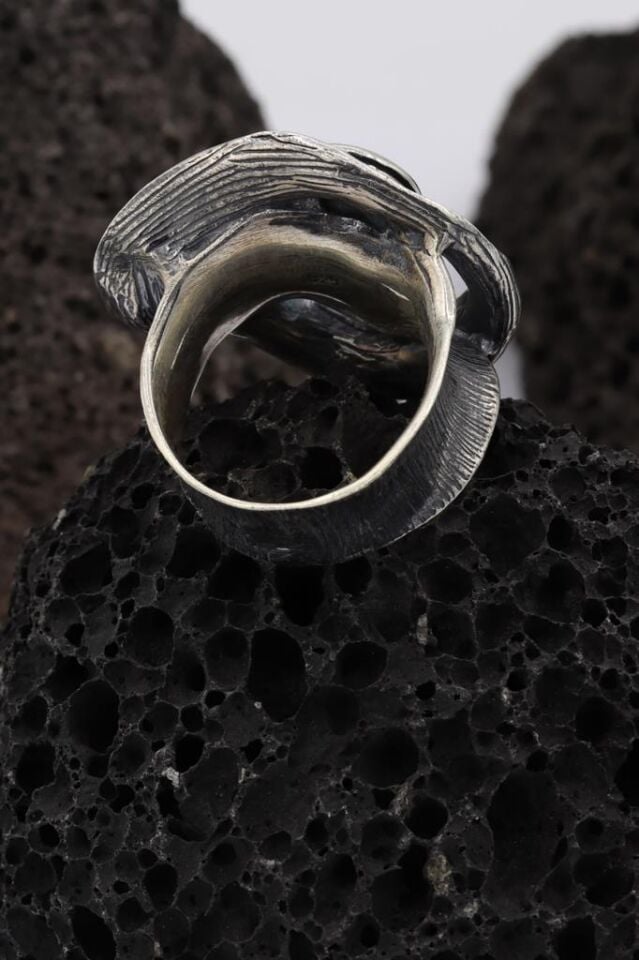 Kök Zümrüt Taşlı Gümüş Yüzük 073