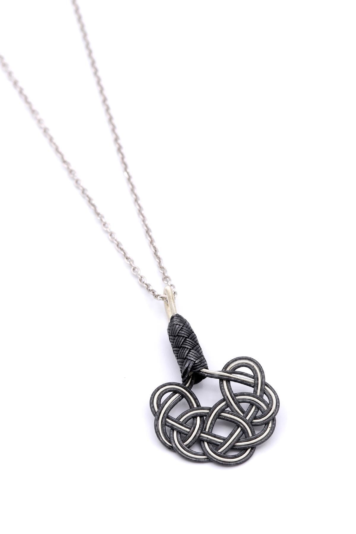 Küçük Boy Aşk Düğümü Kazaziye Gümüş Kolye 085