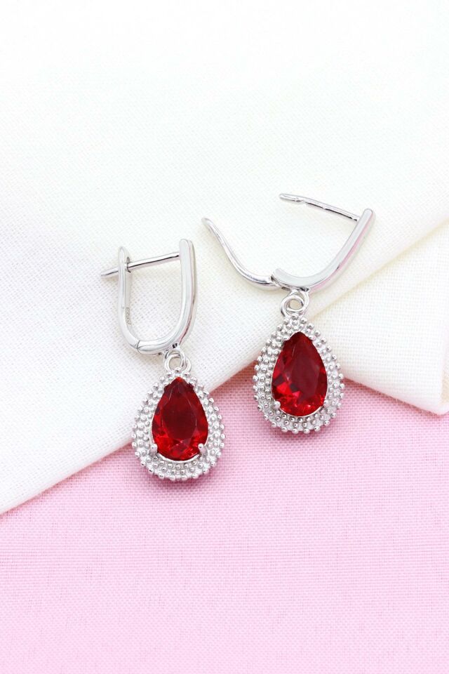 Kırmızı Zirkon Taşlı Damla Modeli Gümüş Küpe 253