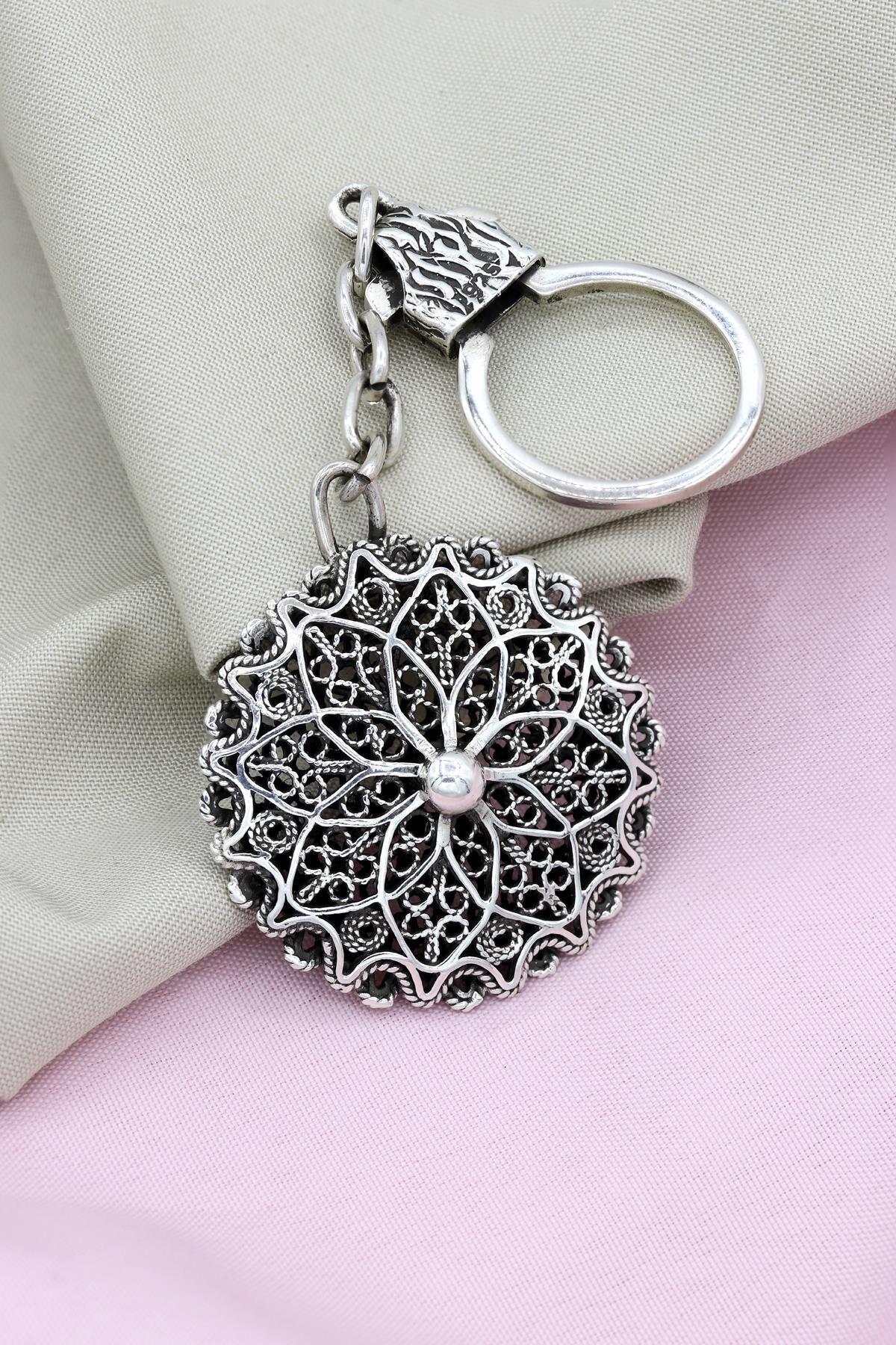 Telkari İşlemeli Gümüş Anahtarlık 042