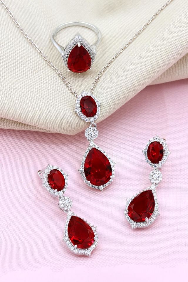 Yakut Taşlı Damla Modeli Gümüş Set 056