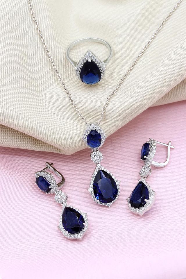 Safir Taşlı Damla Modeli Gümüş Set 058